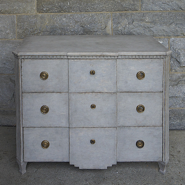 Swedish Three-Drawer Chest with Shaped Apron